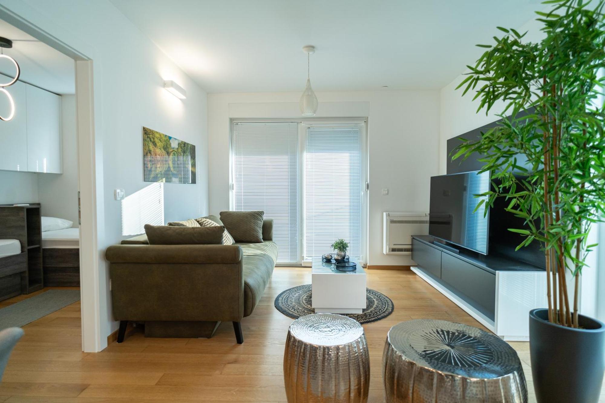 Apartment Wing 77 By Belmont Realty 자다르 외부 사진