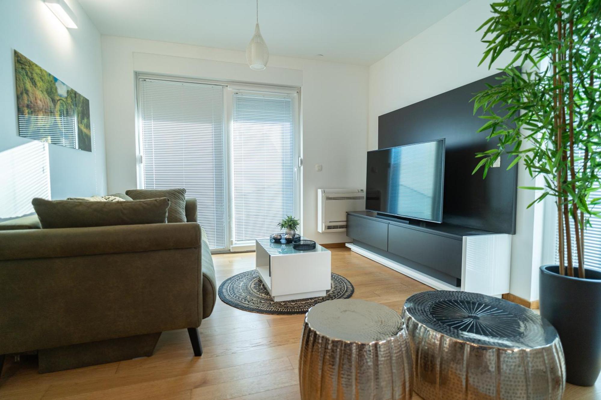 Apartment Wing 77 By Belmont Realty 자다르 외부 사진
